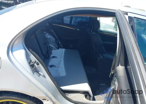 2006 Mercedes-Benz C 55 Amg z USA, uszkodzony, nr VIN WDBRF76JX6F768099